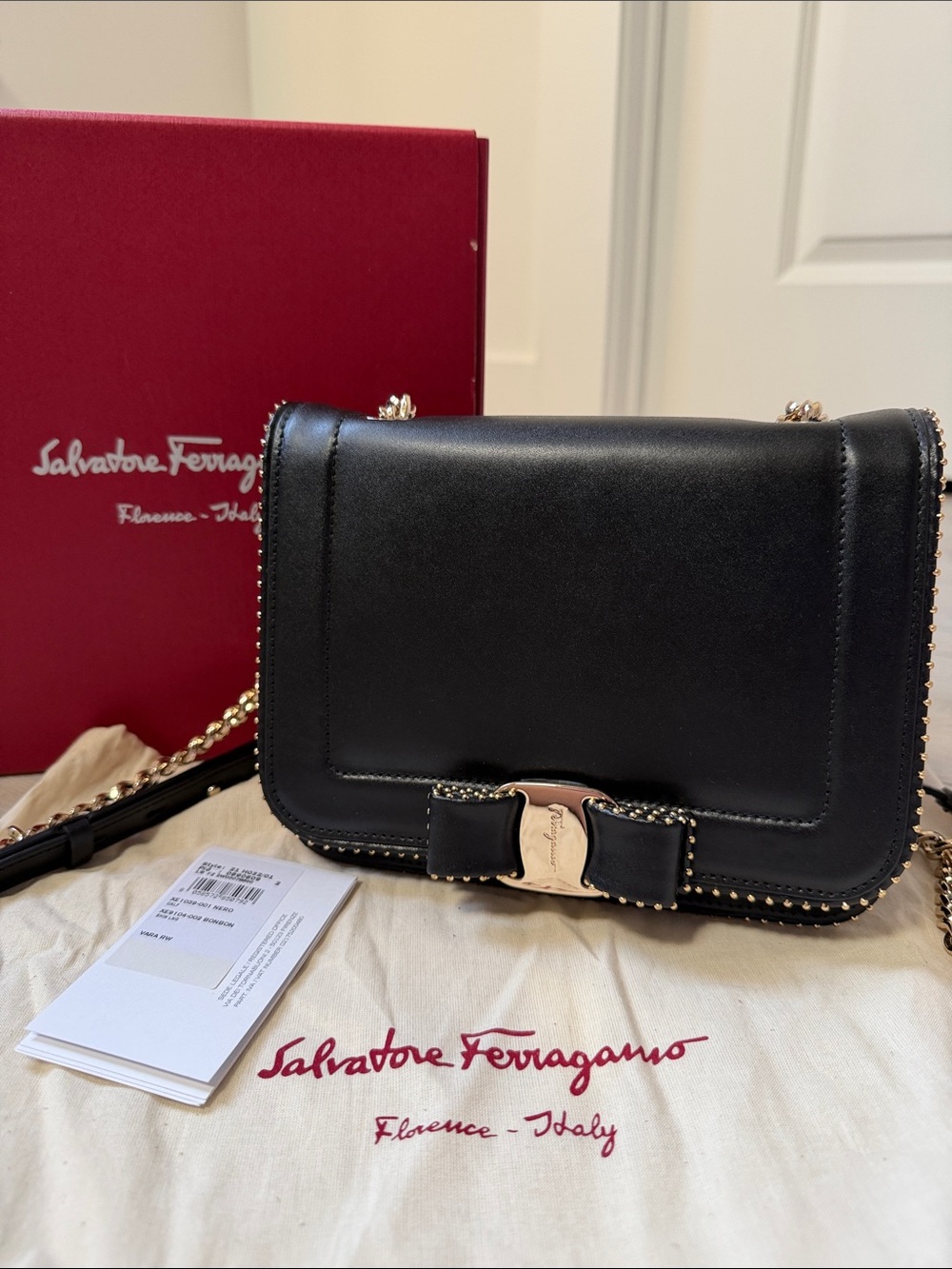Salvatore Ferragamo Black Leather Vara Bow Chain Crossbody Bag